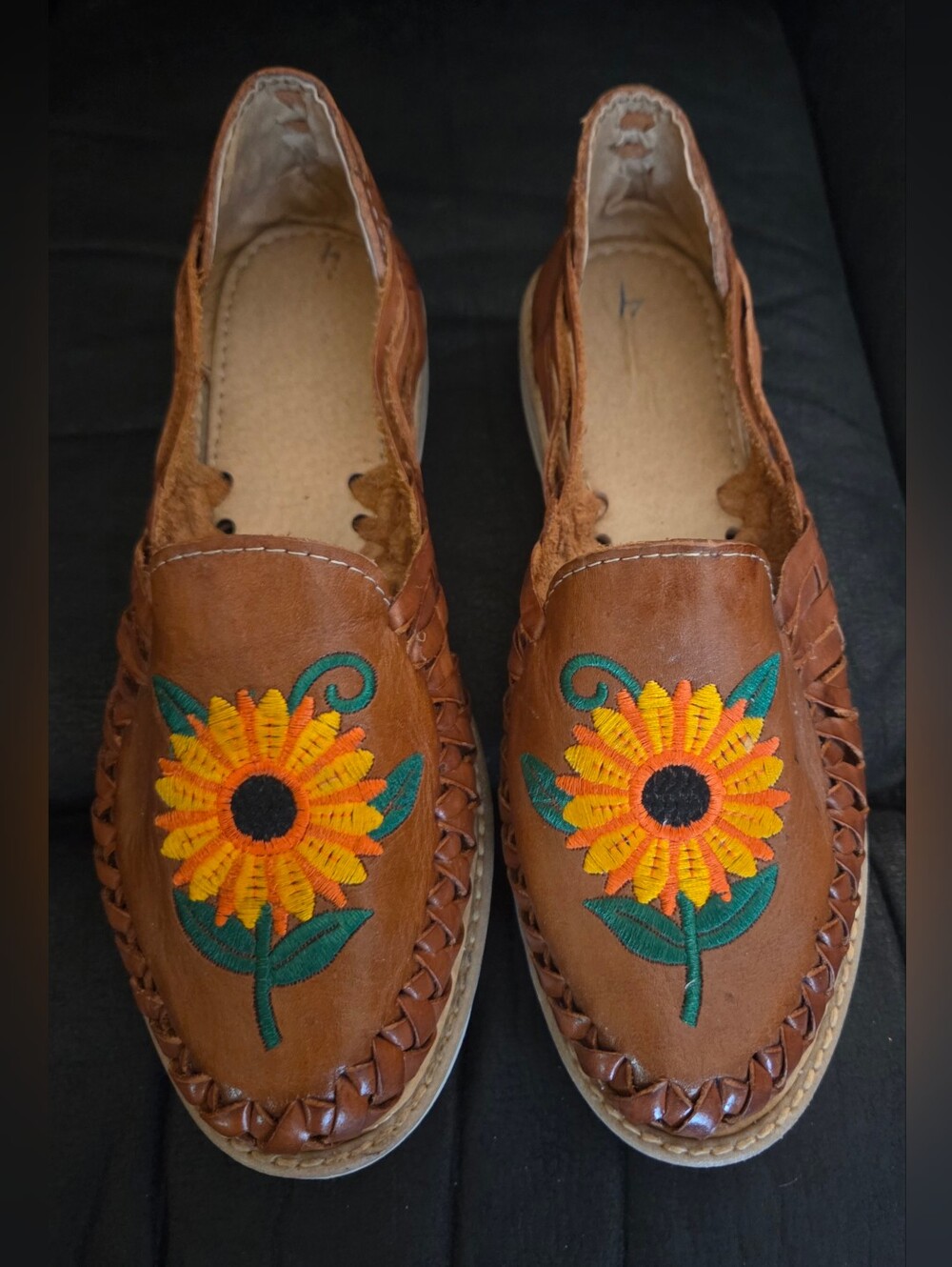 VGUC Women's Sunflower Huaraches Mexican Huaraches Hippie Vintage Sandals